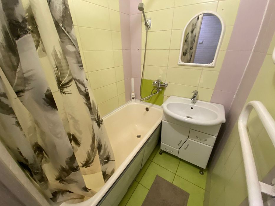 Сдам 3 х , на Назарбаева 63/1