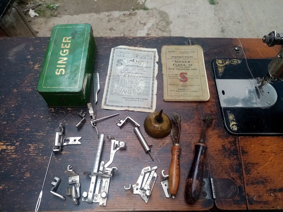 Mașină cusut singer