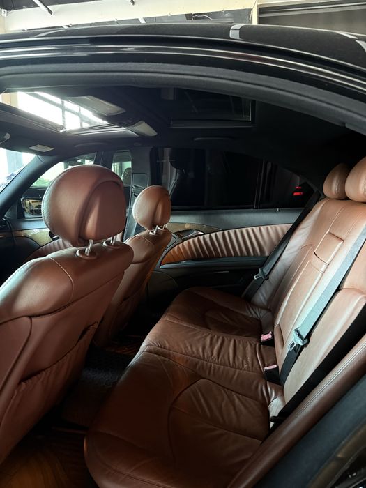 Mercedes Benz w211 E350