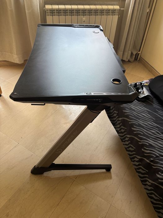Геймърско бюро Ultradesk Force - RGB