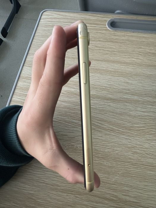 Айфон XR сатылымда