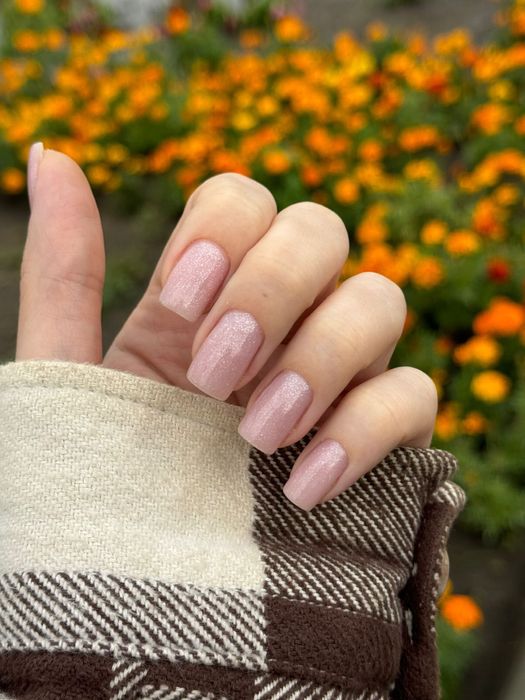 Маникюр, педикюр. Парковая116