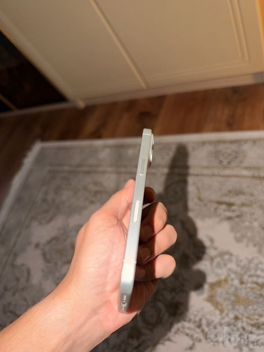 iphone 17 silver