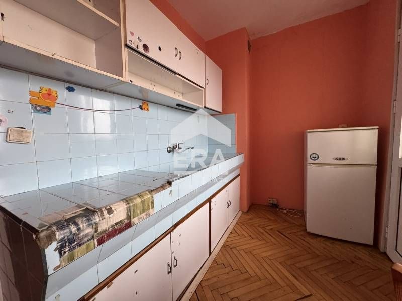 ЕКСКЛУЗИВНО! ЕРА ДРЪСТЪР предлага за продажба двустаен апартамент с го