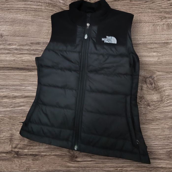 The North face оригинално елече за 10/12г