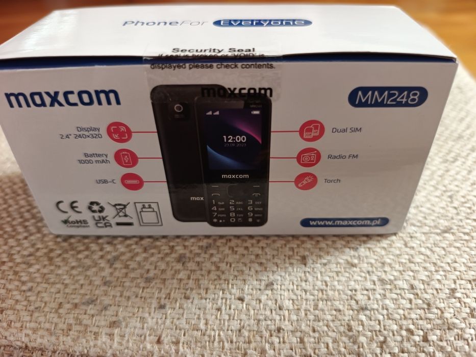 Telefon MaxCom MM248