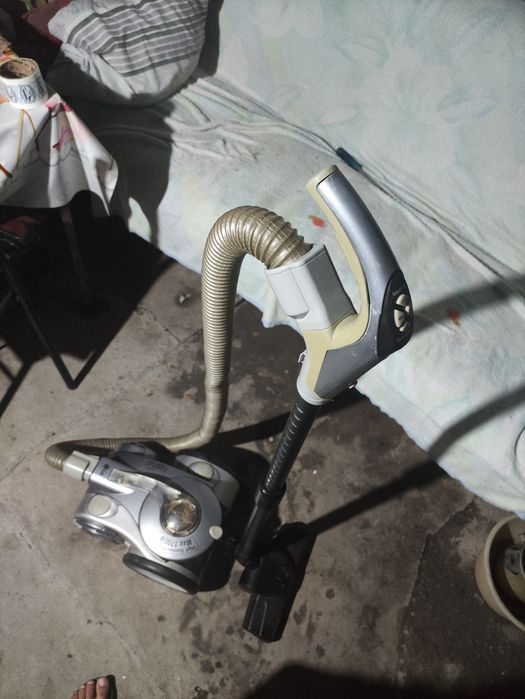 Пылисос хороший и крепкий
