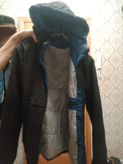 Куртка ,б/у в нормальном состоянии