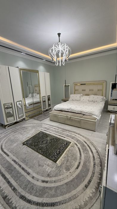 SERGELI da 2-sotix kotej , Yashash maydoni 200 kv