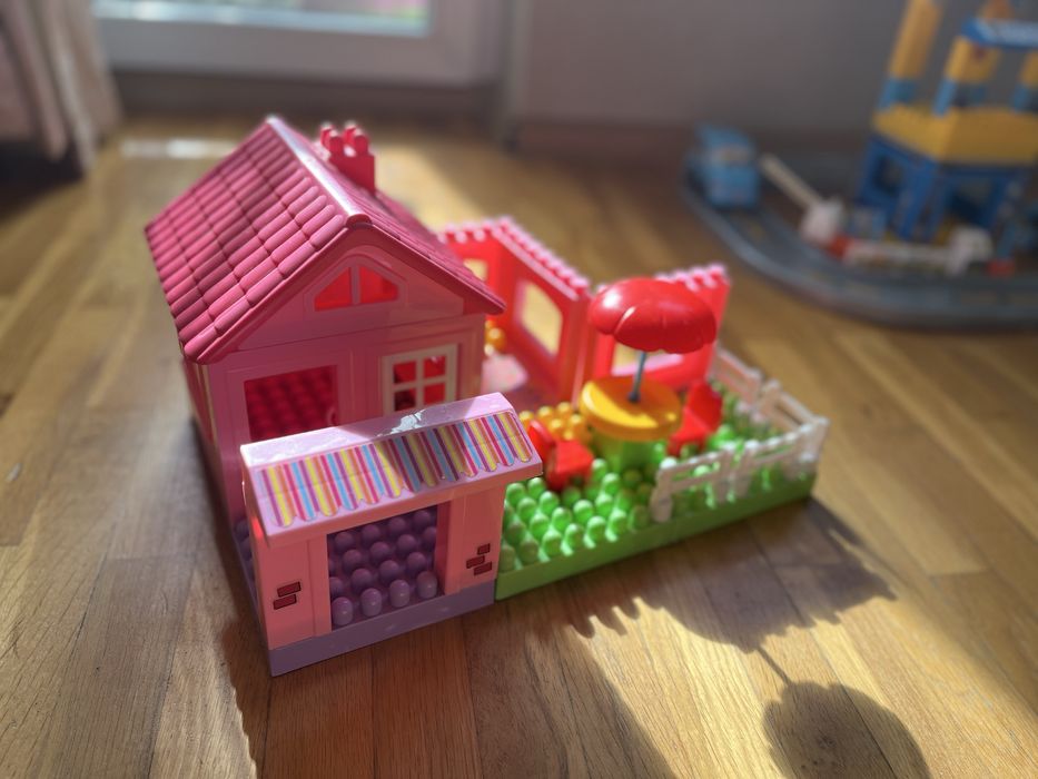 Конструктори- къща и полицейски участък и ферма