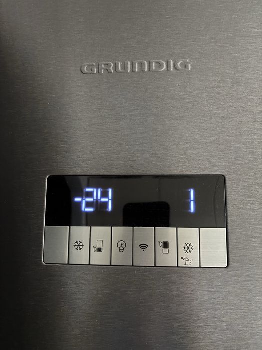 Combina frigorifica GRUNDIG