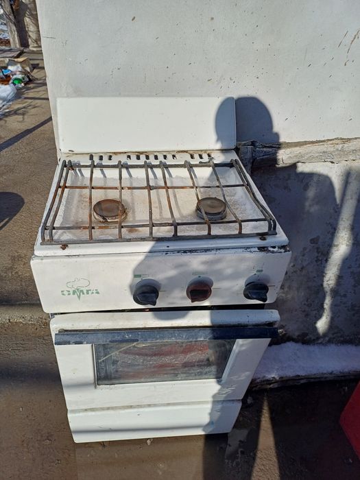 2 камфорнй газ с духовкой