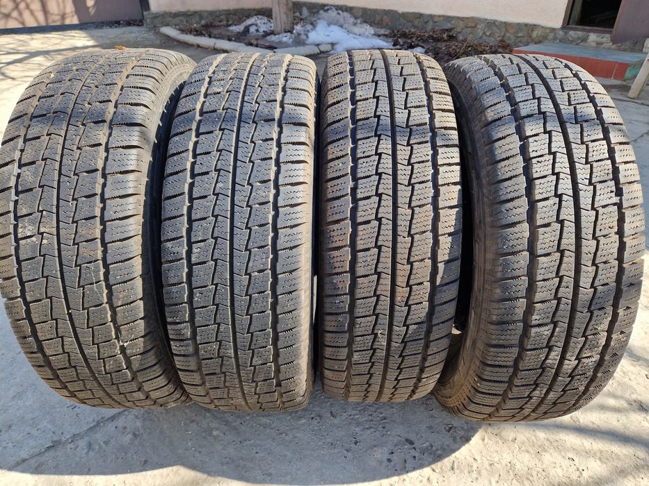 Продам комплект резины С