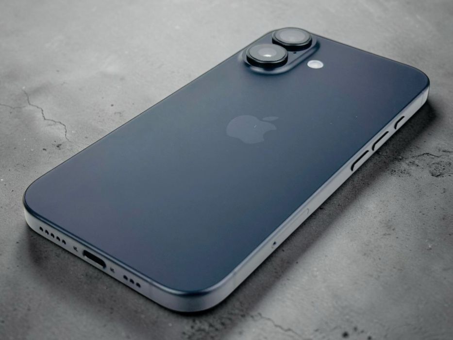 Apple iPhone 16 128GB Black КАТО НОВ! Гаранция!