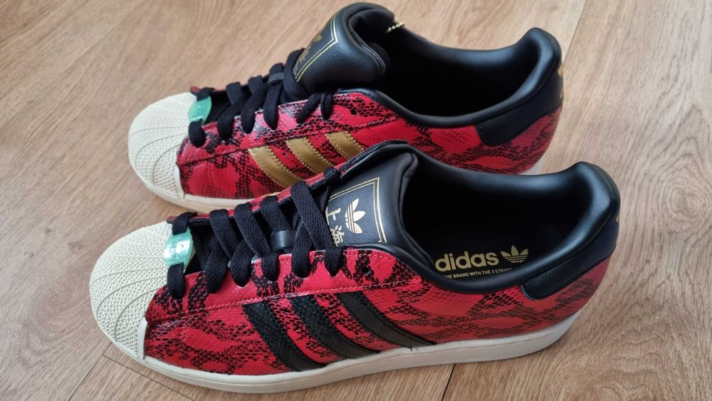 Adidas Superstar 2 'Year of the Snake' - Marime 43.5