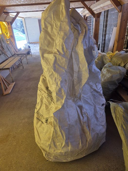 Продам биг беги б/у не дорого.