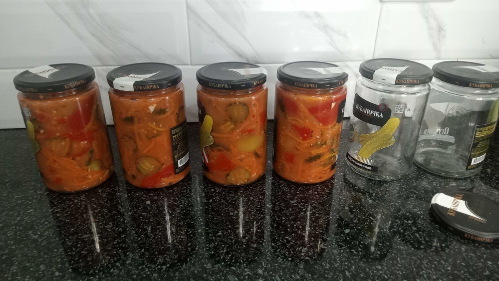 Салаты, аджика, лечо