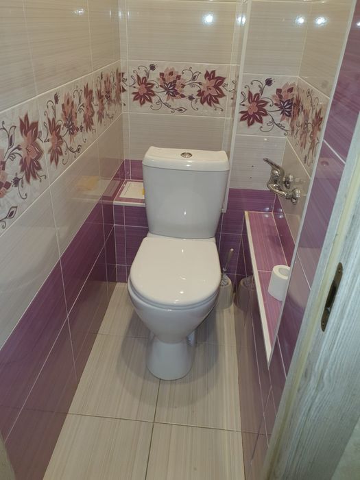 Продам 2 центр.  Район парка