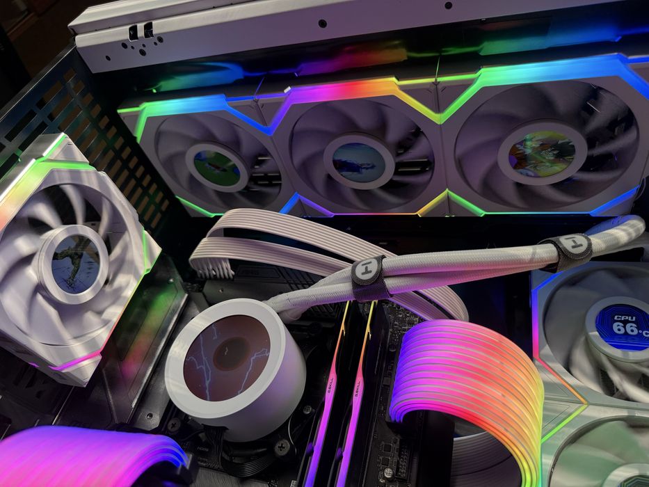 14700K RTX 4080 32 GB RAM