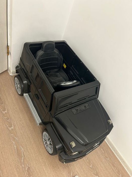 Машина детская новая