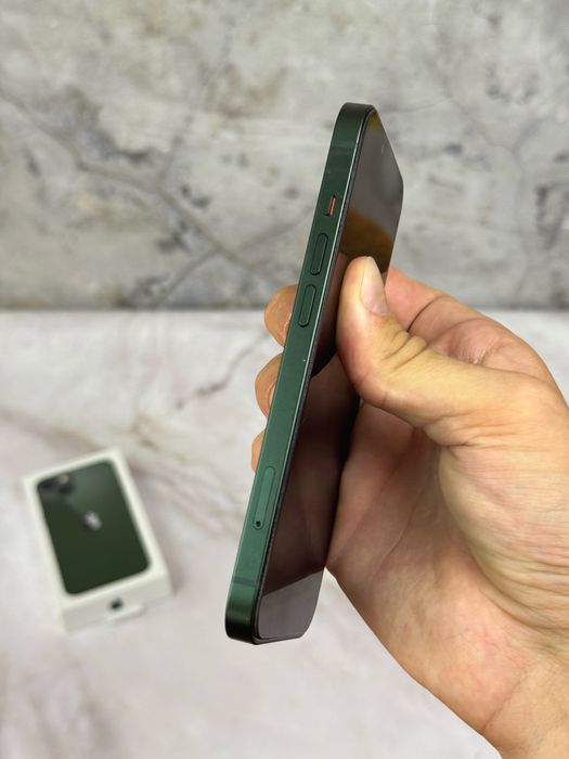 Продам iphone 13 256gb