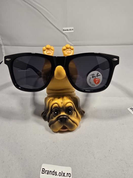 Ochelari de soare polarizati Ray-Ban Wayfarer 2140, rama lucioasa, lentila neagra