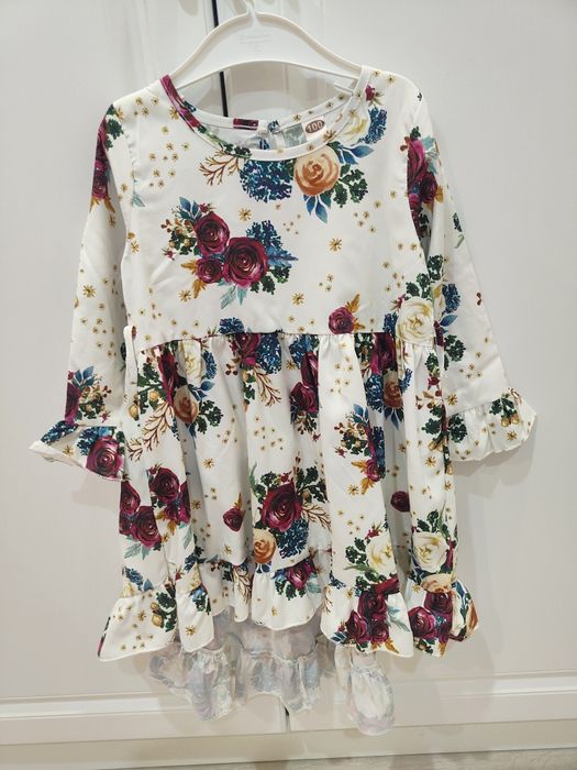 Продам праздничные платья