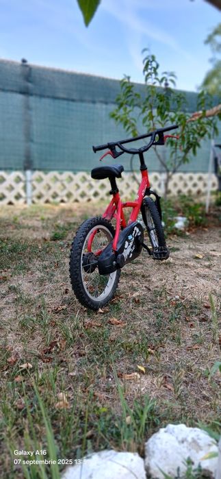 Bicicleta Btwin Hero 16