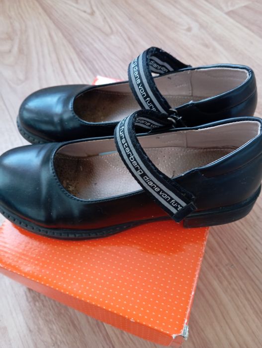 Обувь на девочку