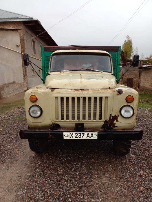 Продам ГАЗ 53 БОРТОВАЯ  (в норм-сост)
