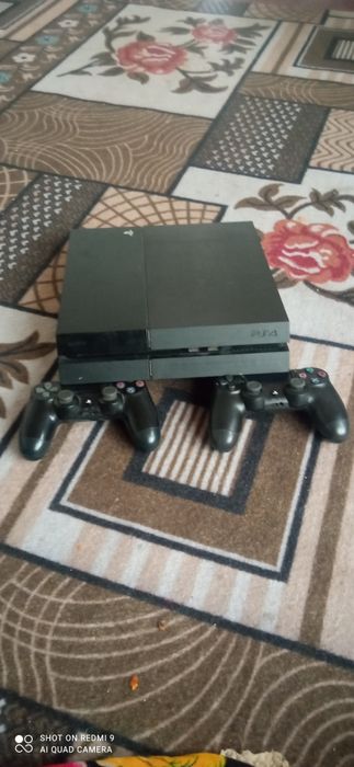Ps 4 fat tiniq xolatda, fc2026 oyin yozilgan, 500 GB hotira.