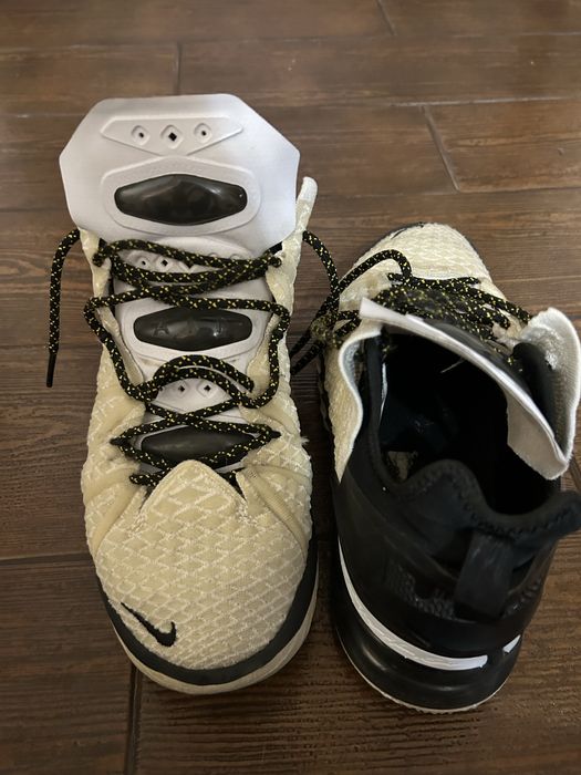 Nike Lebron 18 Lakers Home