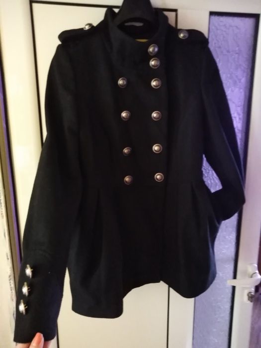 Кокетно палтенце