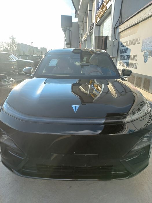 Deepal S09 sotuvda Tayyor