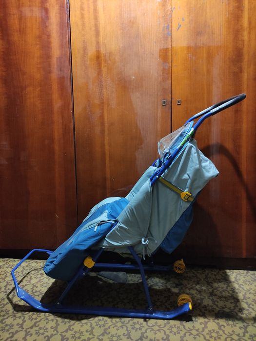 Санки детские утеплённые.