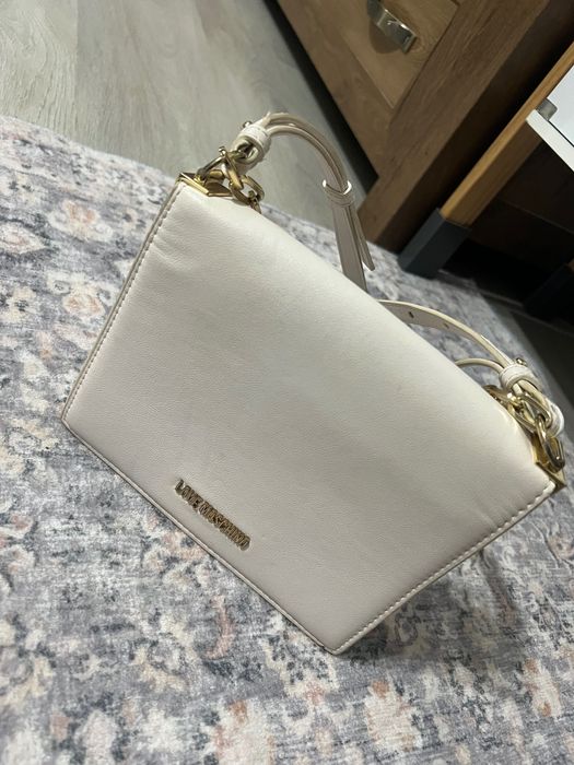 Дамска чанта love moschino