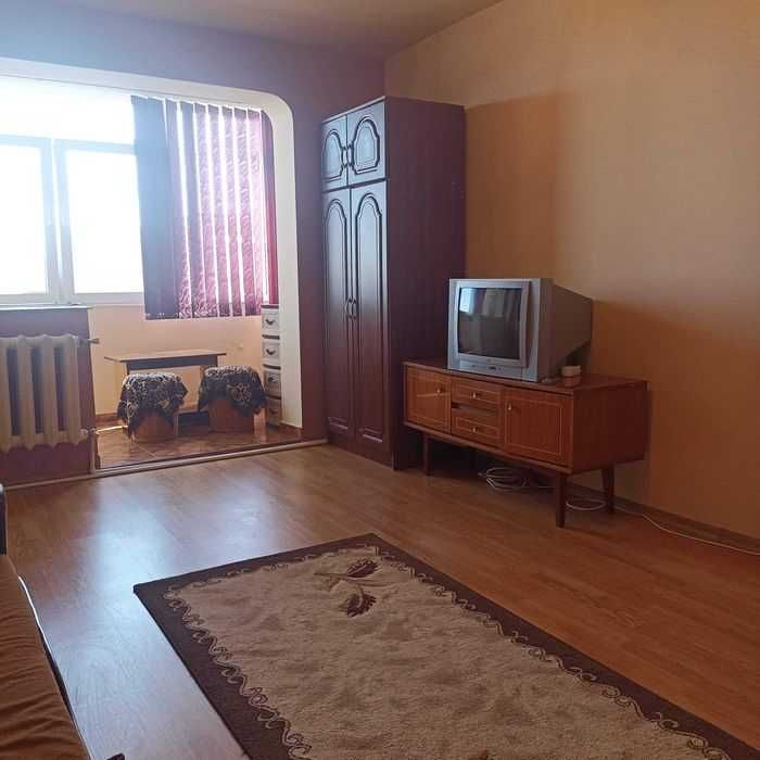 Vand apartament cu 3 camere Mangalia