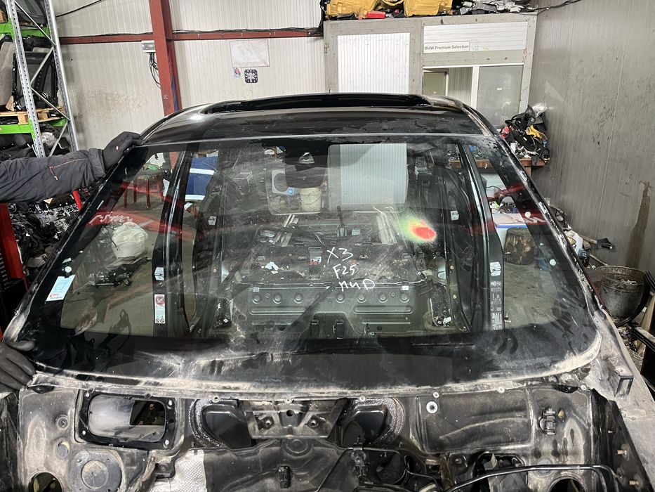 Предно стъкло бмв х3 ф25 хед ъп дисплей ( predno styklo bmw x3 f25 )