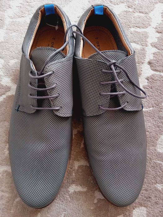 нови обувки N46 .