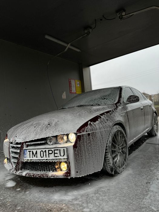 Se vinde Alfa Romeo 159