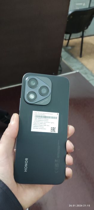 Продам телефон  HONOR 400 Lite 8/ 256