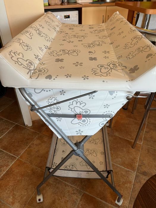 Повивалник Чиполино със стойка