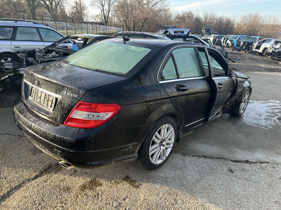 Mercedes W204 C300 V6 3.0i 231кс. 4matic 2009г. - НА ЧАСТИ