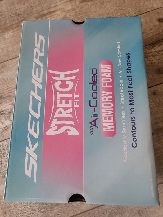 Дамски маратонки Sketchers 39 номер нови