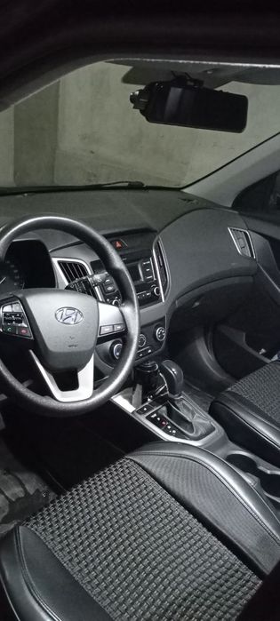 Hyundai creta sotiladi srochna
