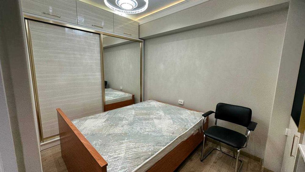 Продается Центр Ц5 3в4/5/9 массив Киет 72м2