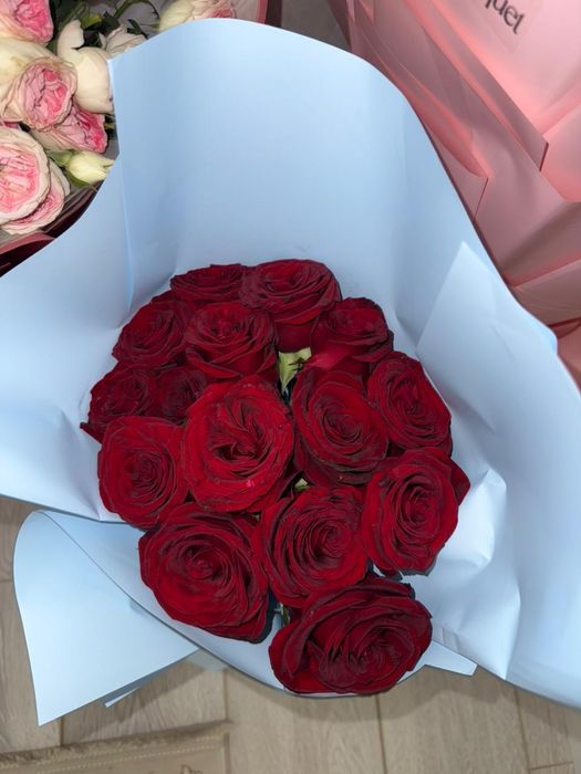 Цветы пришли вчера