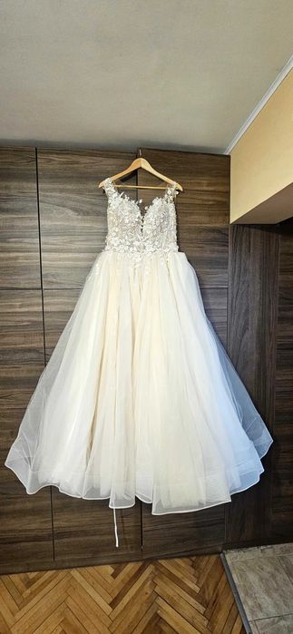 Rochie de mireasa nepurtata