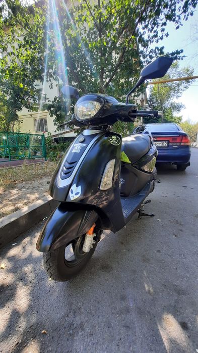 Срочно продам Скутер/мопед