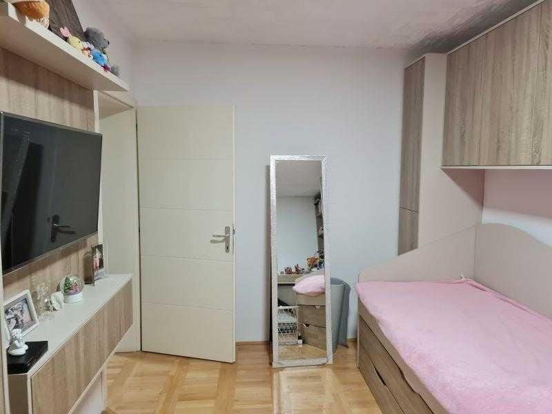 Дава се под наем Двустаен апартамент в Пловдив, Въстанически - 57 кв.м за 219.3 € - Снимка #1